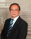 Winston  Lau